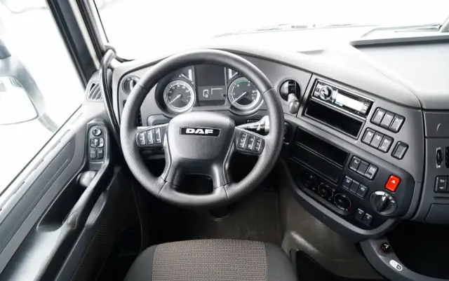 DAF XF 460 / SUPER SPACE CAB / MEGA / EURO 6 / LOW DECK 