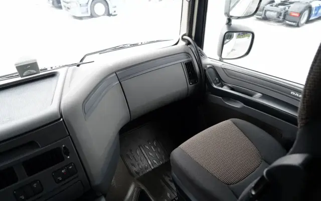 DAF XF 460 / SUPER SPACE CAB / MEGA / EURO 6 / LOW DECK 