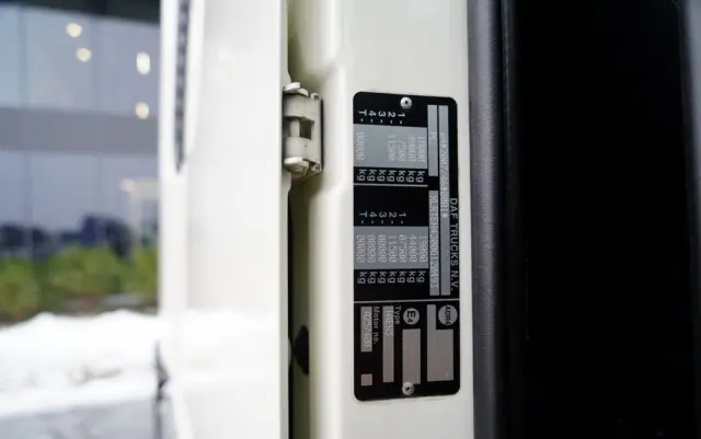 DAF XF 460 / SUPER SPACE CAB / MEGA / EURO 6 / LOW DECK 