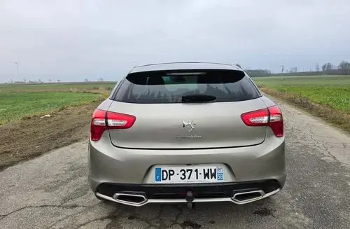 CITROEN DS5 