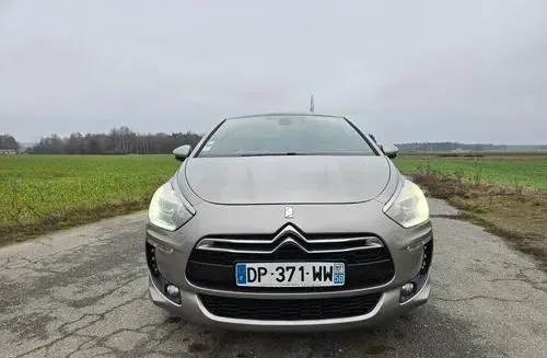 CITROEN DS5 