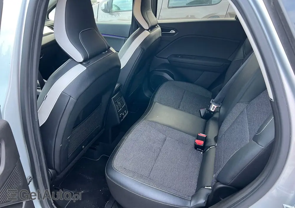 RENAULT Captur TCe 90 INTENS