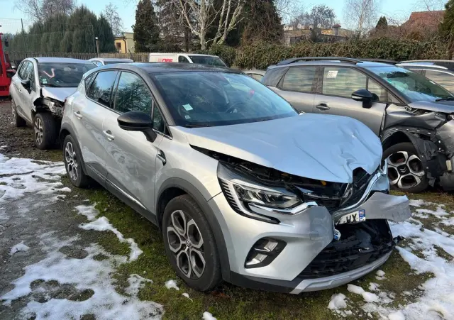 RENAULT Captur TCe 90 INTENS