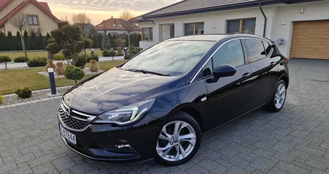 OPEL Astra V 1.4 T Dynamic