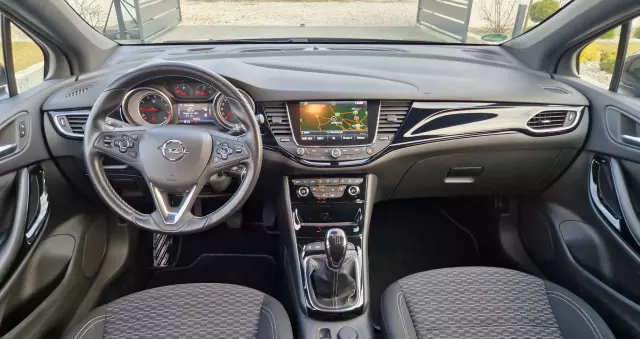 OPEL Astra V 1.4 T Dynamic
