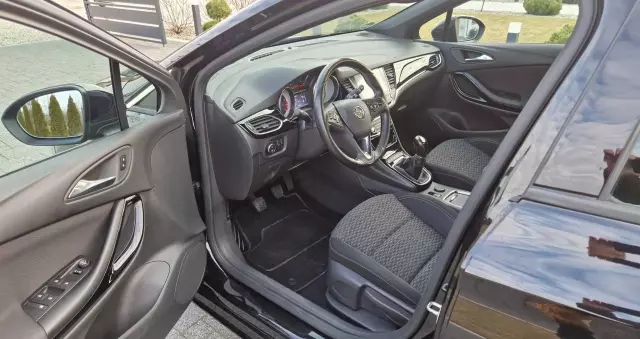 OPEL Astra V 1.4 T Dynamic