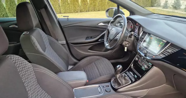 OPEL Astra V 1.4 T Dynamic