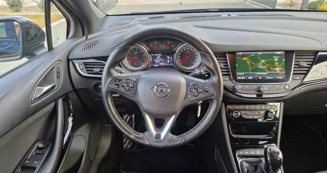 OPEL Astra V 1.4 T Dynamic