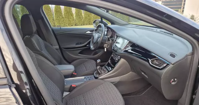 OPEL Astra V 1.4 T Dynamic