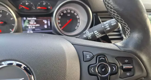 OPEL Astra V 1.4 T Dynamic