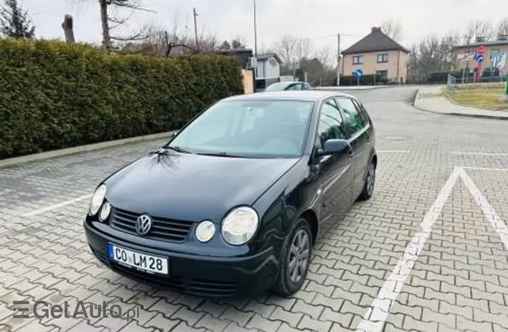 VOLKSWAGEN Polo 