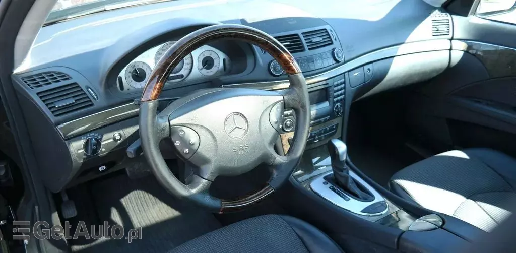 MERCEDES-BENZ Klasa E 