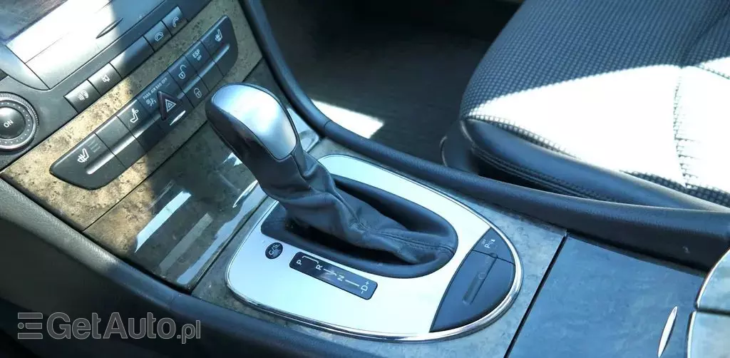 MERCEDES-BENZ Klasa E 