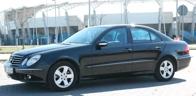 MERCEDES-BENZ Klasa E 