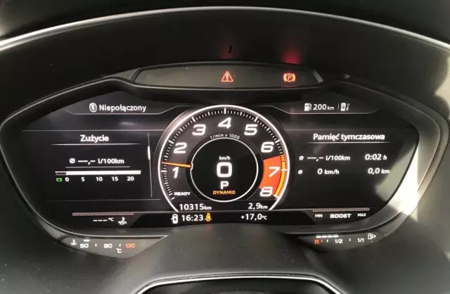 AUDI TT 