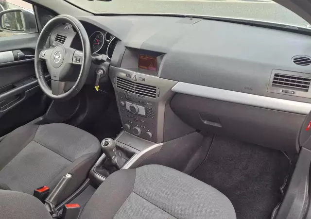 OPEL Astra Twin Top 1.6 Edition