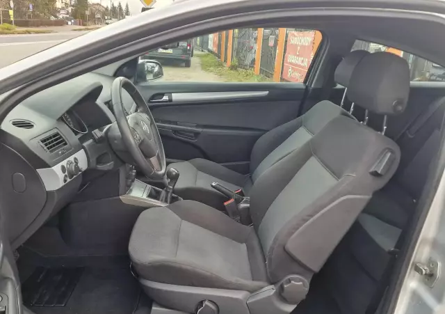 OPEL Astra Twin Top 1.6 Edition