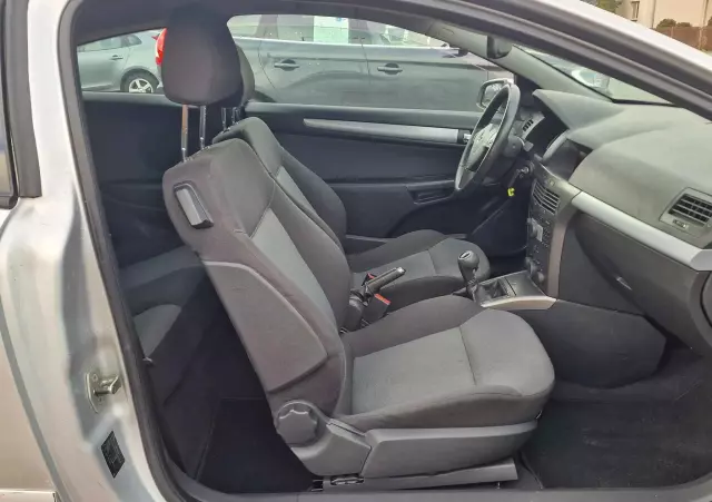 OPEL Astra Twin Top 1.6 Edition