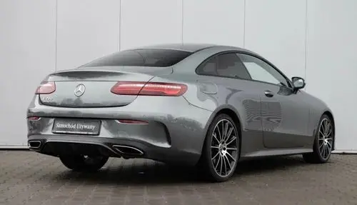 MERCEDES-BENZ Klasa E 