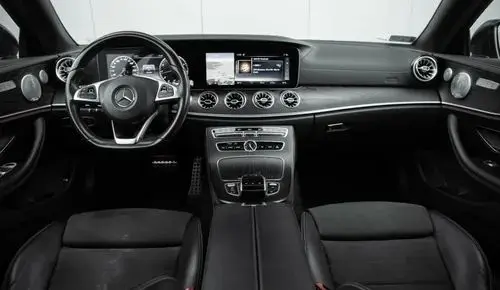 MERCEDES-BENZ Klasa E 