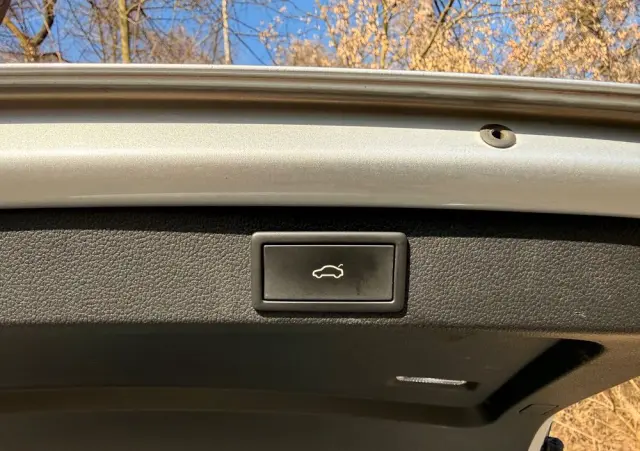 SKODA Superb 2.0 TDI SCR Style DSG