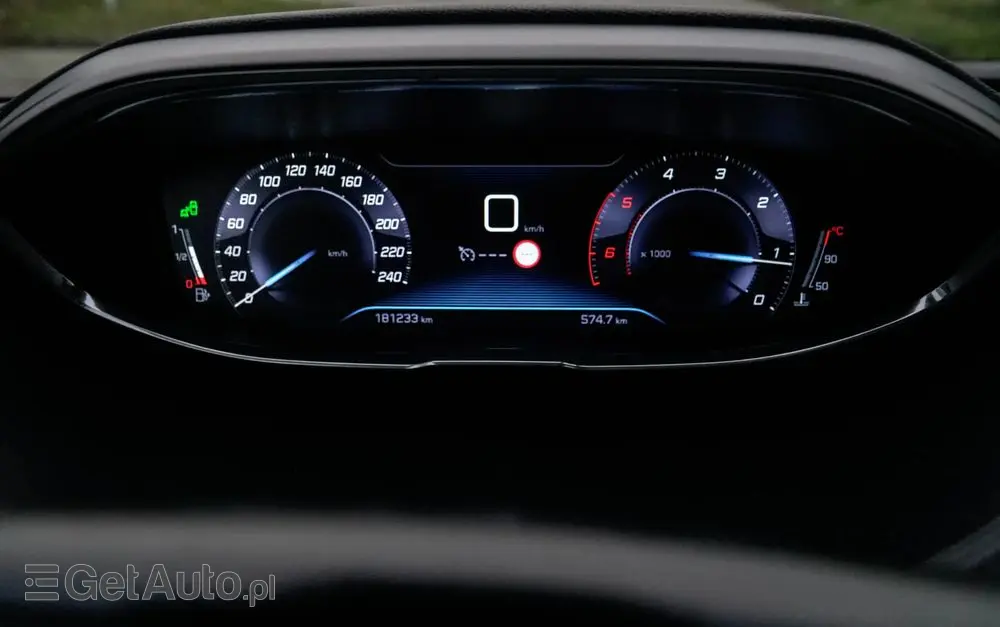 PEUGEOT 3008 BlueHDi 120 Stop & Start Style