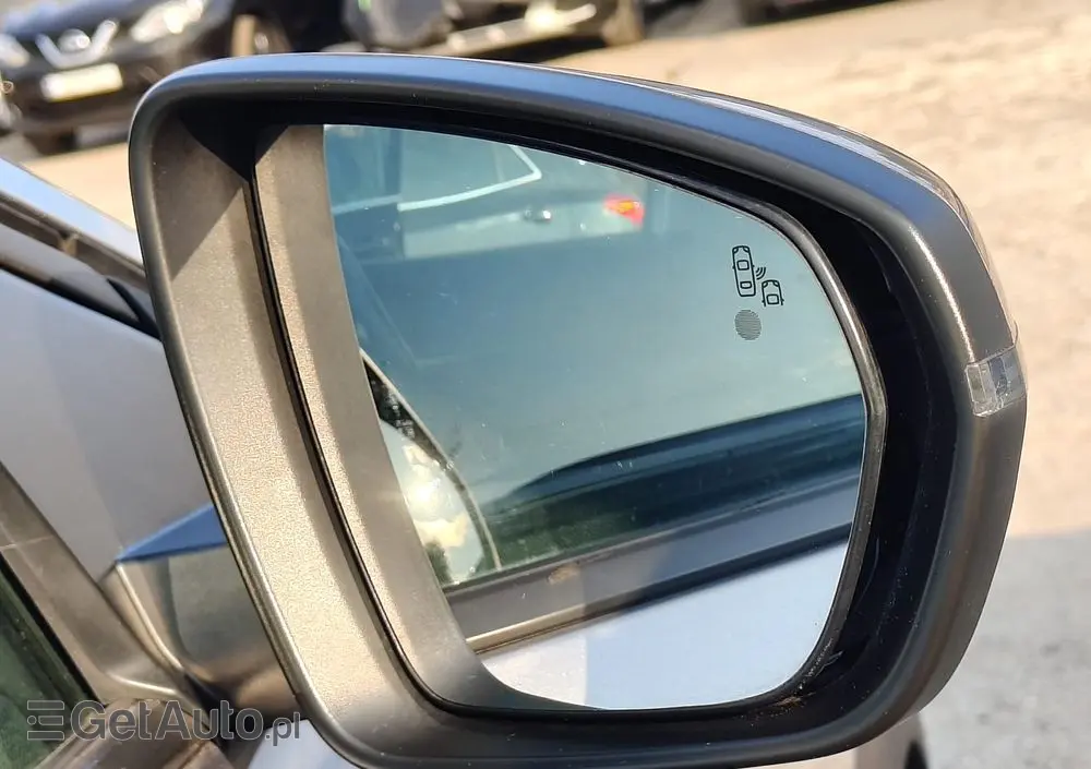 PEUGEOT 3008 BlueHDi 120 Stop & Start Style