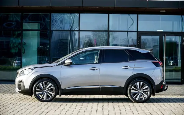PEUGEOT 3008 BlueHDi 120 Stop & Start Style