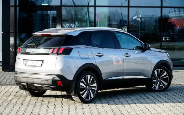 PEUGEOT 3008 BlueHDi 120 Stop & Start Style