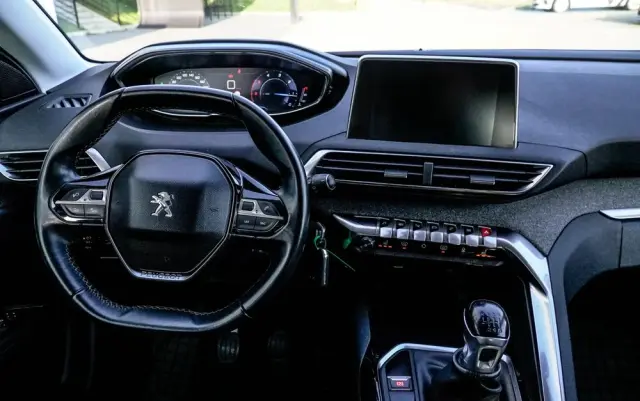 PEUGEOT 3008 BlueHDi 120 Stop & Start Style