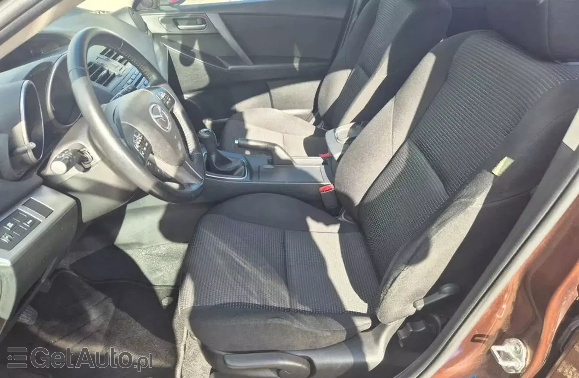 MAZDA 3 1.6 i (116 KM)