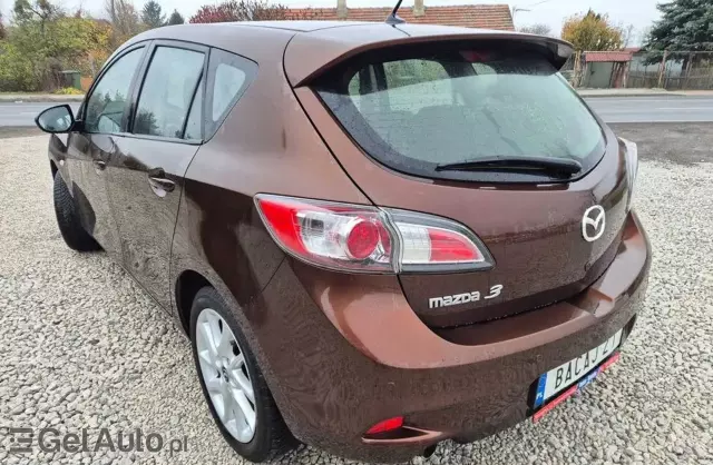 MAZDA 3 1.6 i (116 KM)
