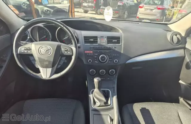 MAZDA 3 1.6 i (116 KM)