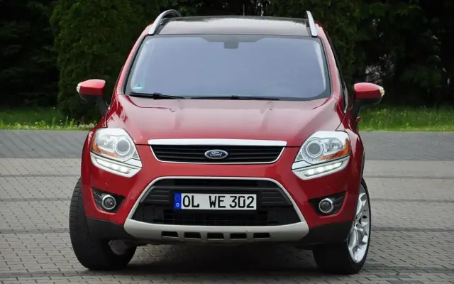 FORD Kuga 2.5 4x4 Titanium