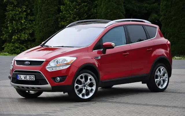 FORD Kuga 2.5 4x4 Titanium