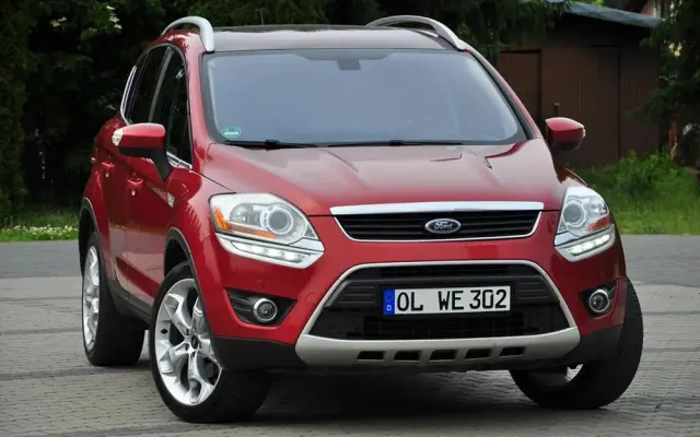 FORD Kuga 2.5 4x4 Titanium