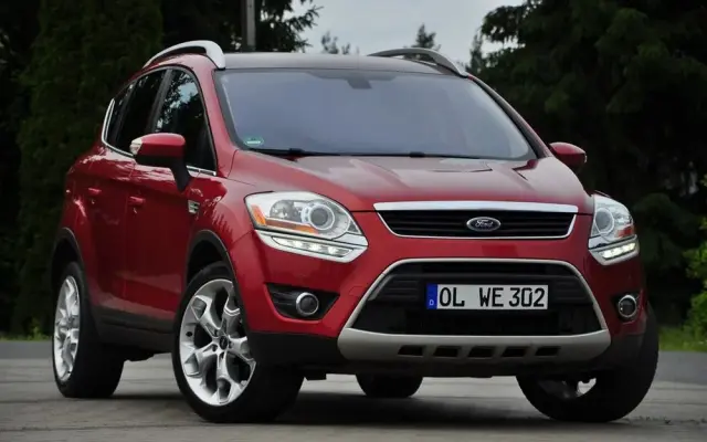 FORD Kuga 2.5 4x4 Titanium