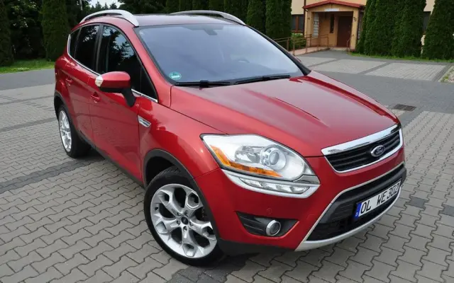 FORD Kuga 2.5 4x4 Titanium