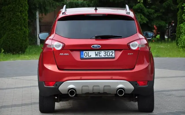 FORD Kuga 2.5 4x4 Titanium