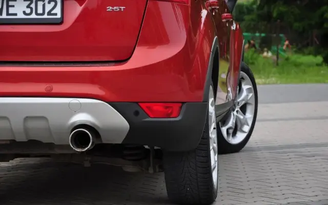 FORD Kuga 2.5 4x4 Titanium