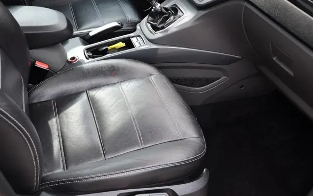 FORD Kuga 2.5 4x4 Titanium