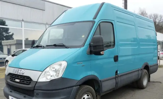 IVECO Daily 