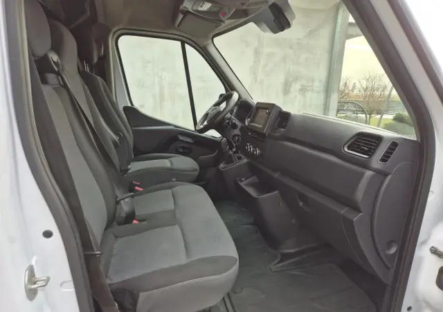 RENAULT MASTER L3H2 2.3 DCI 150KM 3,5T Bagażnik dachowy 