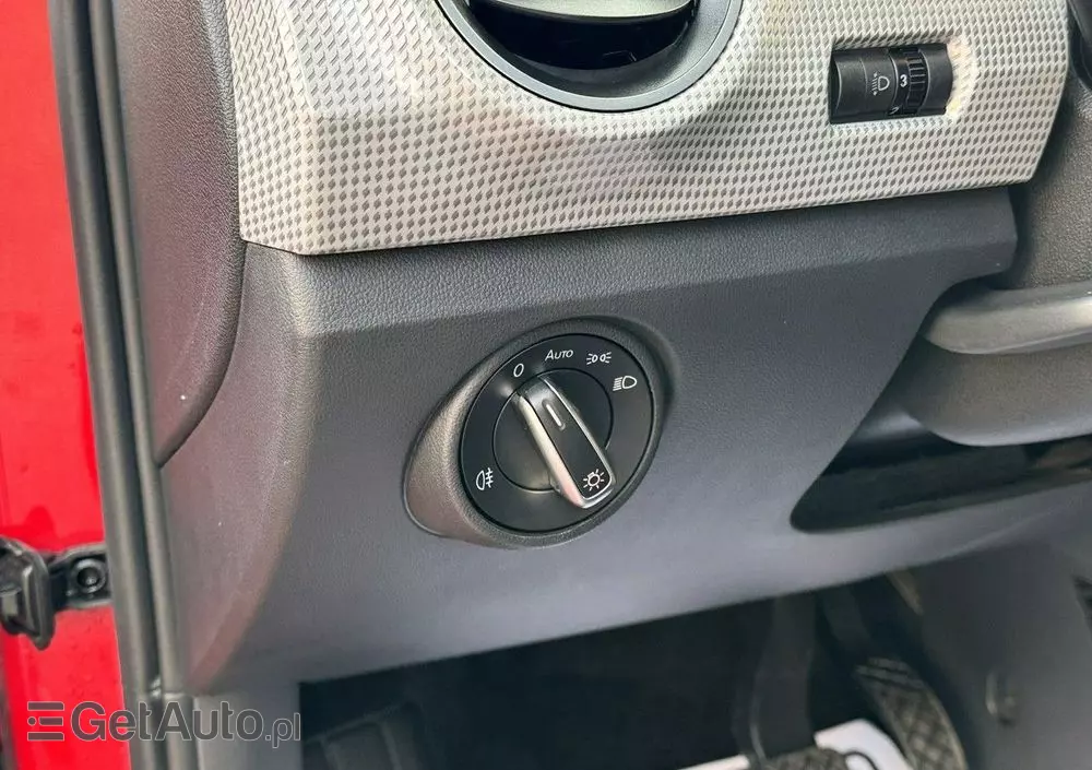 VOLKSWAGEN Up! E-up Style