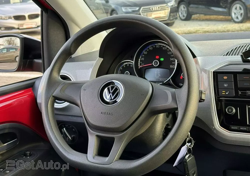 VOLKSWAGEN Up! E-up Style