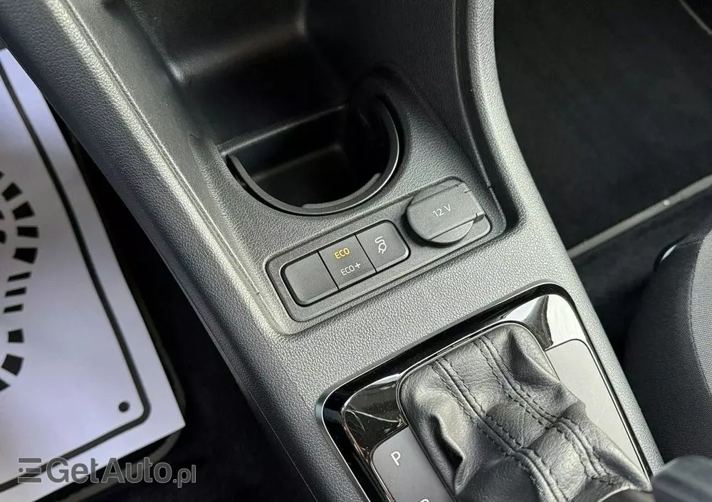 VOLKSWAGEN Up! E-up Style