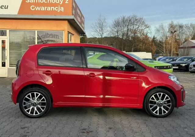 VOLKSWAGEN Up! E-up Style