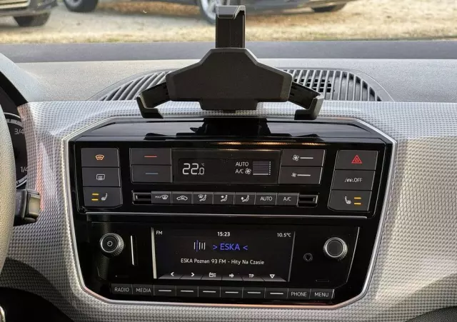 VOLKSWAGEN Up! E-up Style