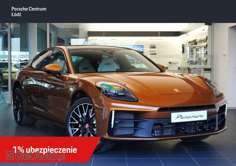 PORSCHE Panamera 