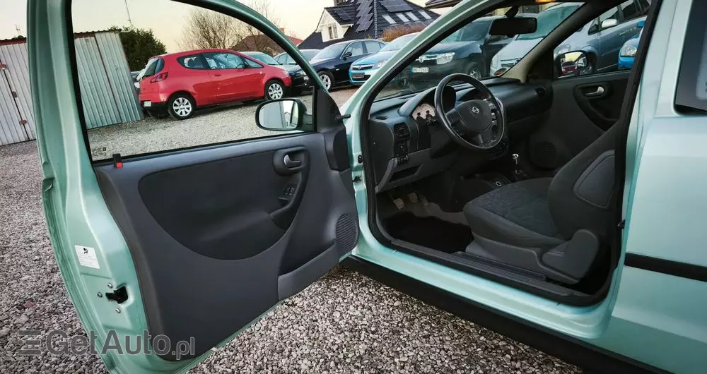 OPEL Corsa 1.2 16V Sport